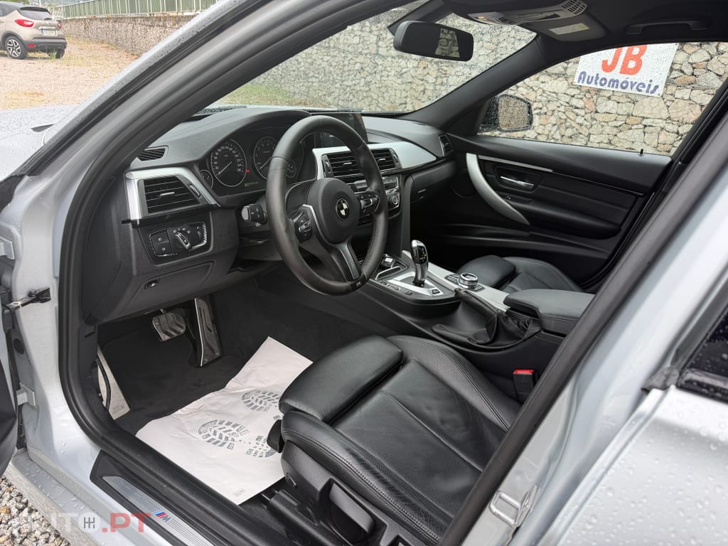 BMW 330 e iPerformance Pack M