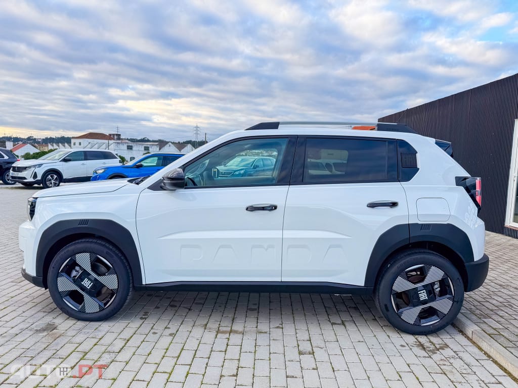 Fiat Grande Panda 1.2 Hybrid La Prima eDCT