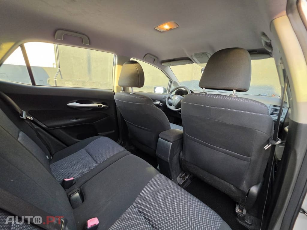 Toyota Auris 1.4 D-4D Comfort MM+Navi