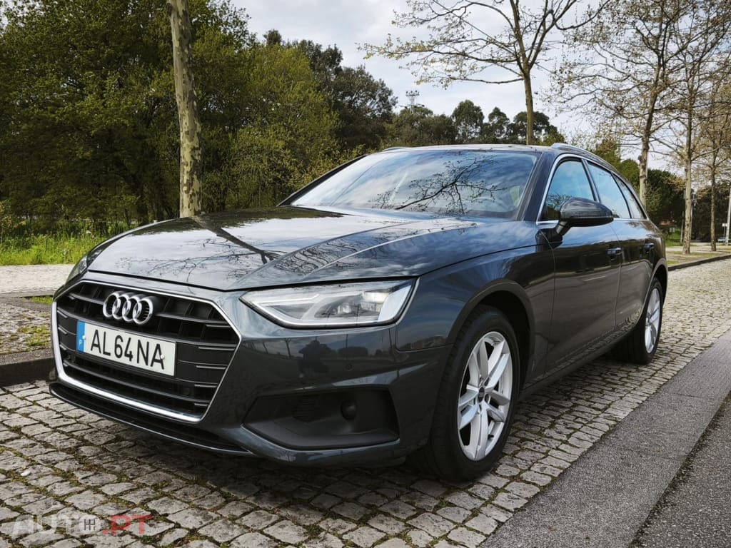 Audi A4 Avant 30 TDI S tronic