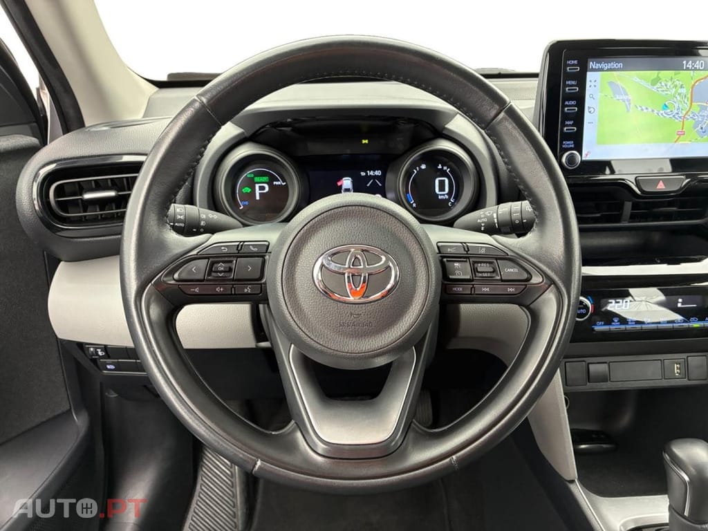 Toyota Yaris Cross Hybrid Dynamic Business 2WD