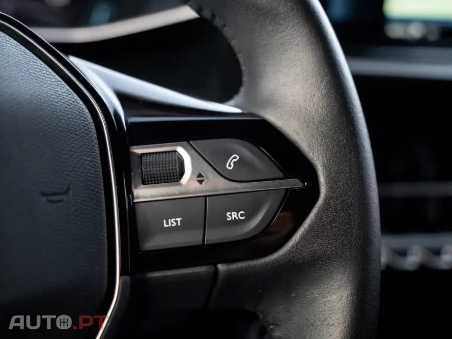 Peugeot 2008 1.2 PureTech Allure