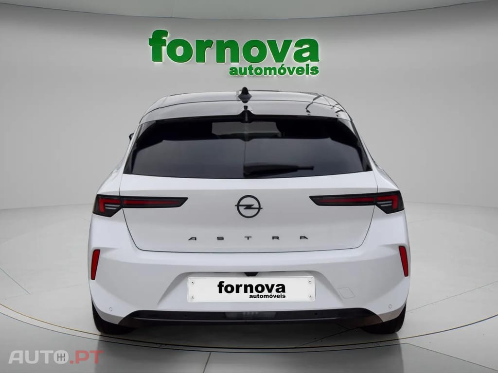 Opel Astra 1.2 T GS Aut.