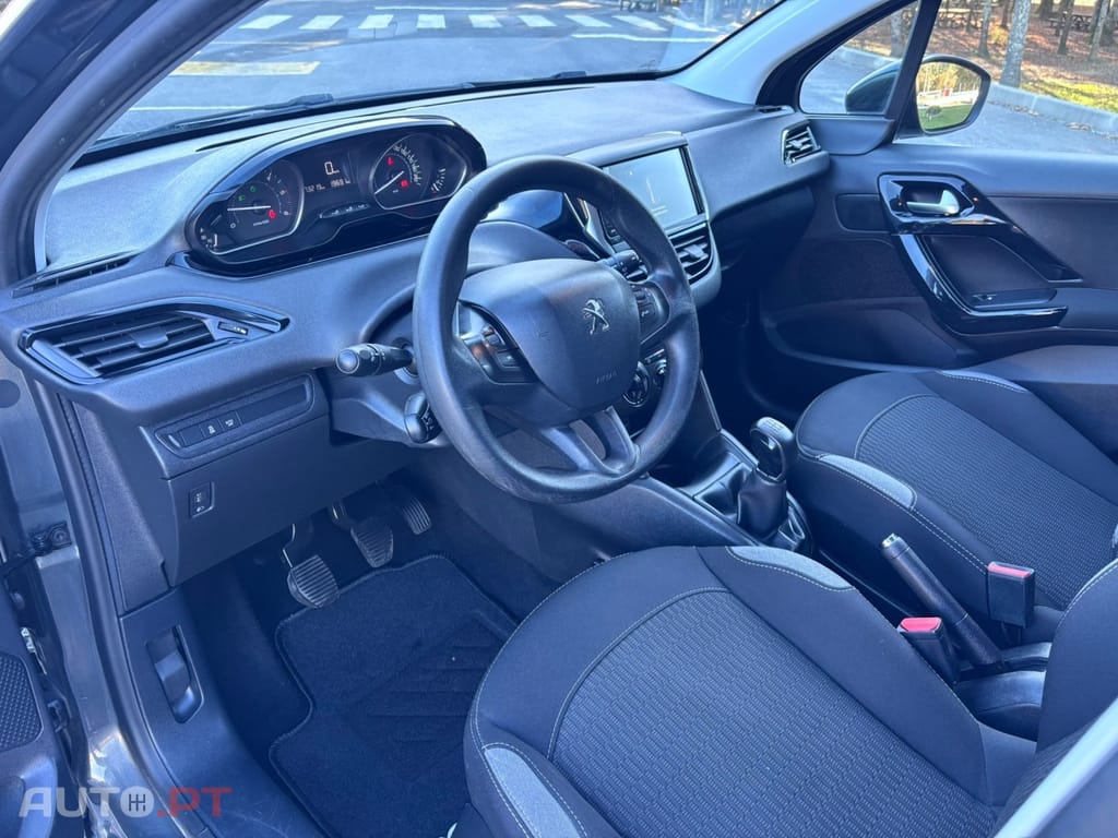 Peugeot 208 1.6 BlueHDi Allure