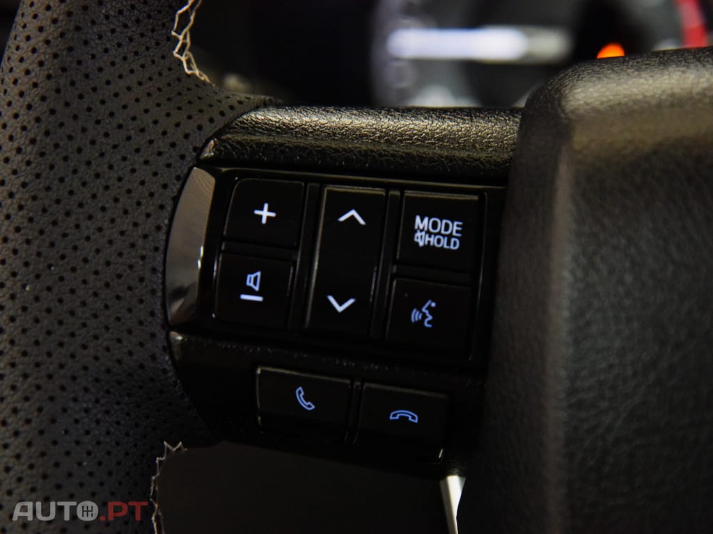 Toyota Hilux 2.4 D-4D 2WD CD CM