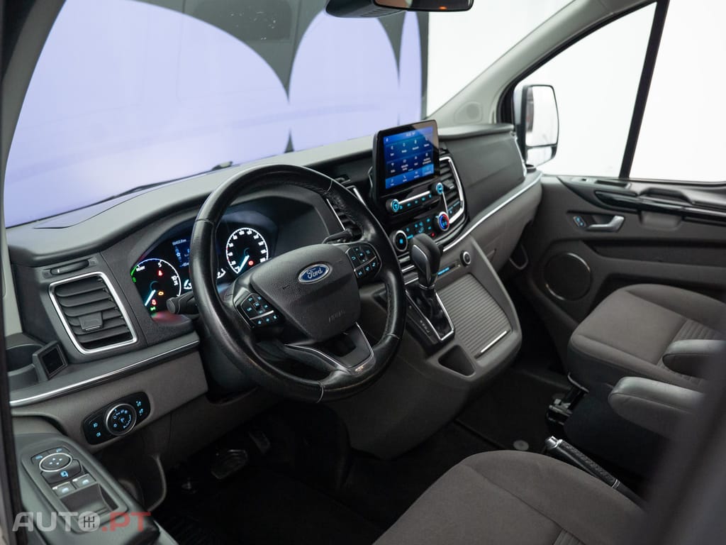 Ford Tourneo 1.0 EcoBoost Titanium PHEV