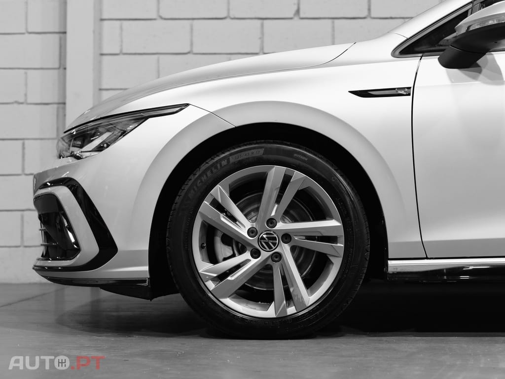 Volkswagen Golf Variant 2.0 TDi R-Line DSG