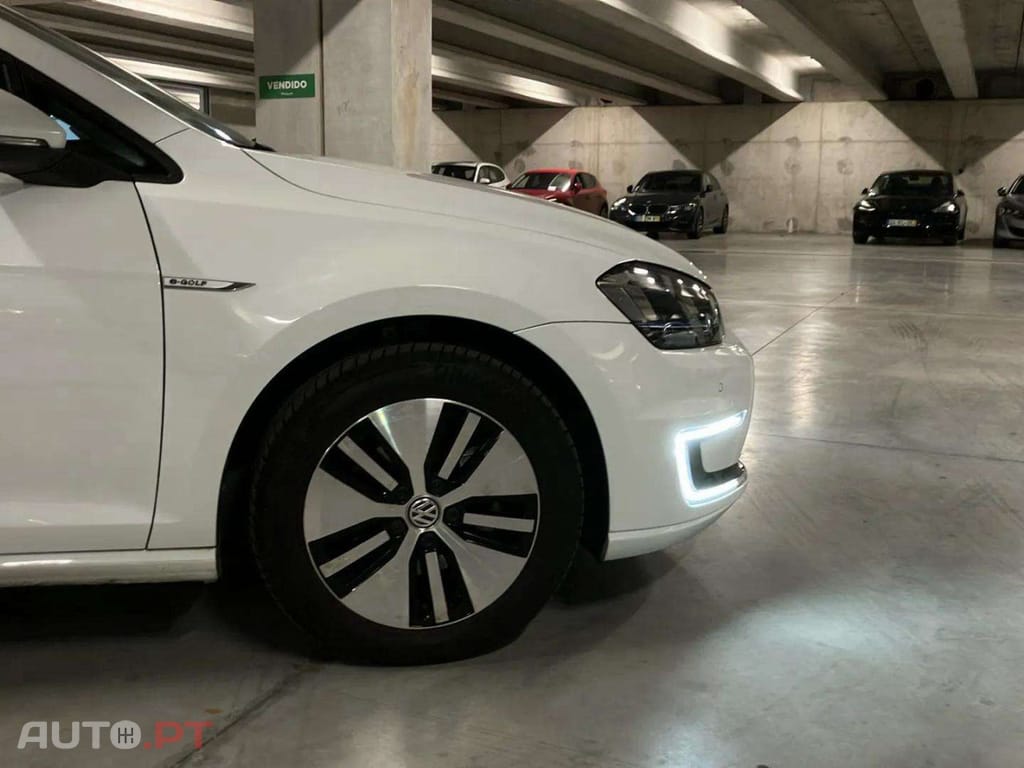 Volkswagen e-Golf AC/DC