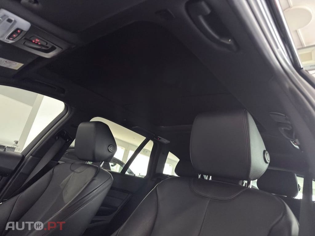 BMW 318 d Pack M Shadow Auto — fotografia 29