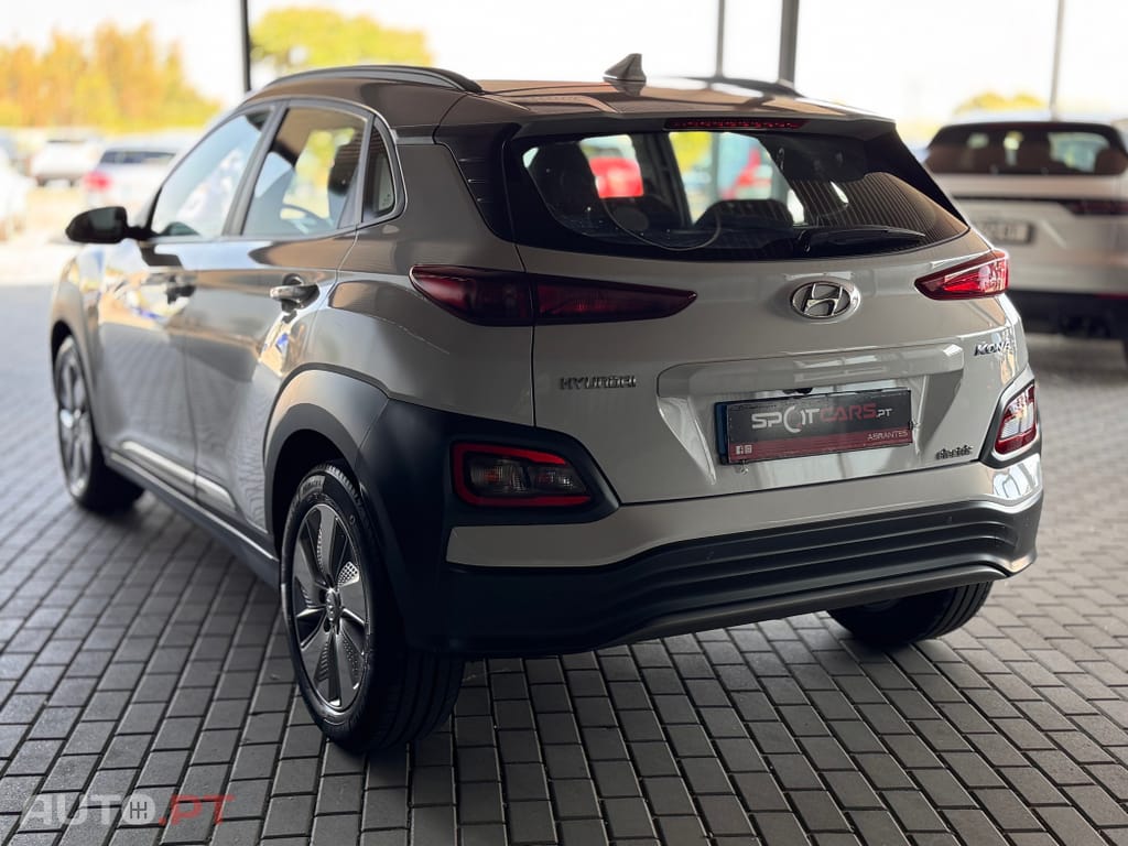 Hyundai Kauai EV 64 kWh Premium