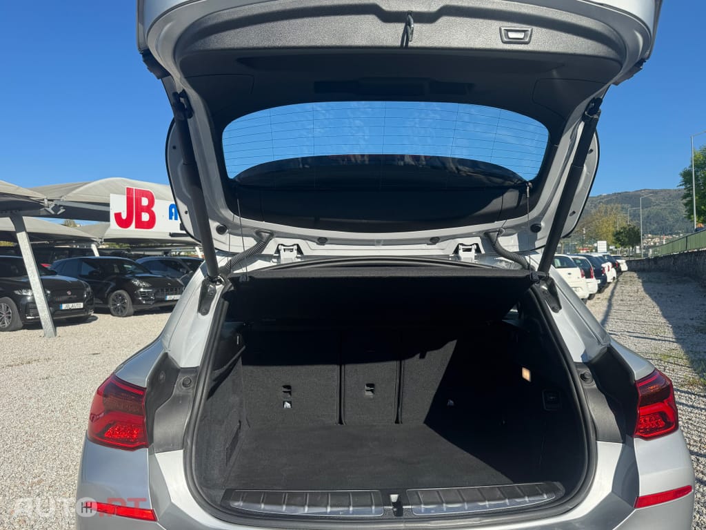 BMW X2 18 d sDrive Auto