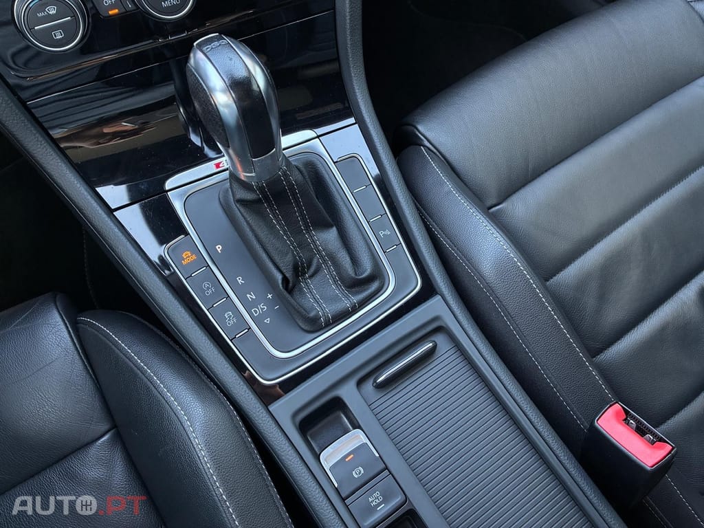 Volkswagen Golf 2.0 TSi R DSG