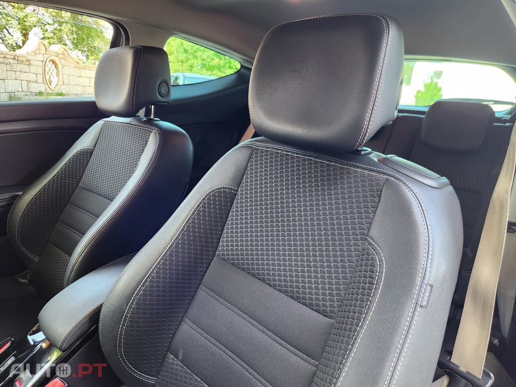 Renault Mégane Coupe 1.6 dCi Bose Edition SS