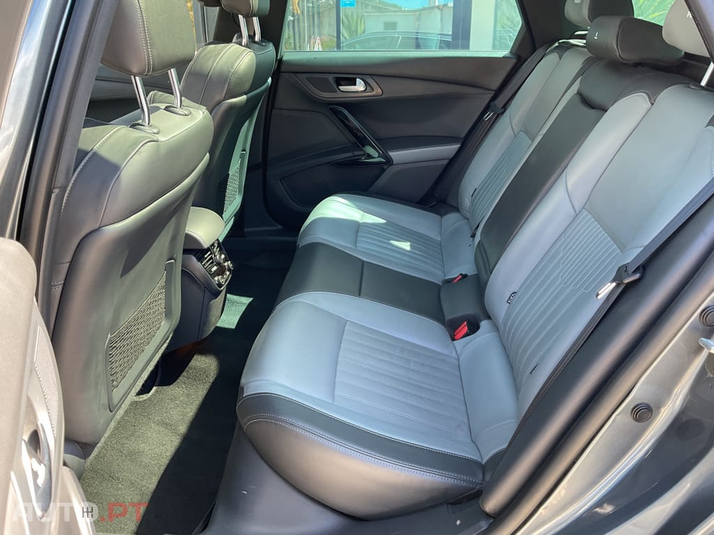 Peugeot 508 RXH 2.0 HDi Hybrid4 2-Tronic 104g