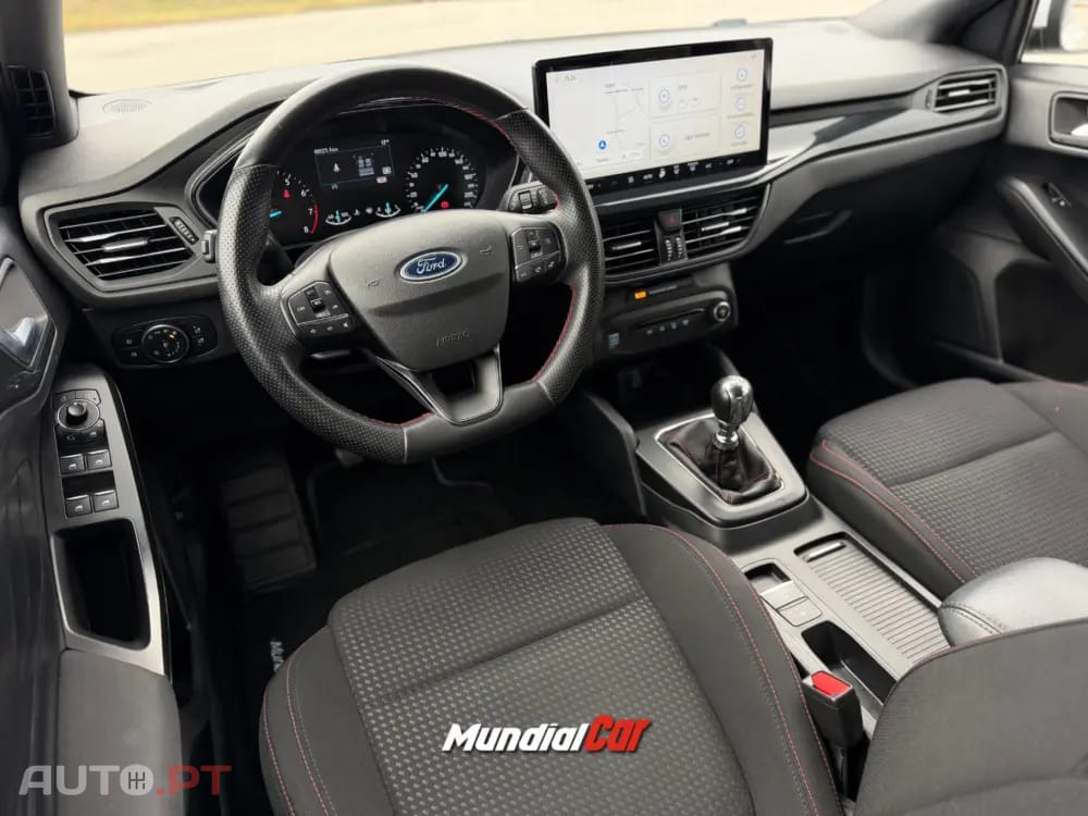 Ford Focus 1.0 EcoBoost MHEV ST-Line