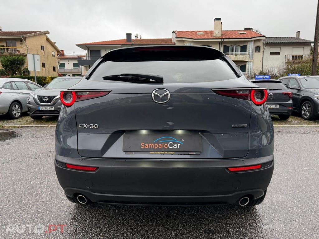Mazda CX-30 2.0 e-Skyactiv-G Exclusive-line