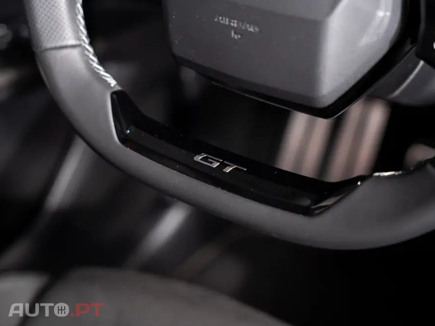 Peugeot 3008 1.2 Hybrid GT e-DCS6