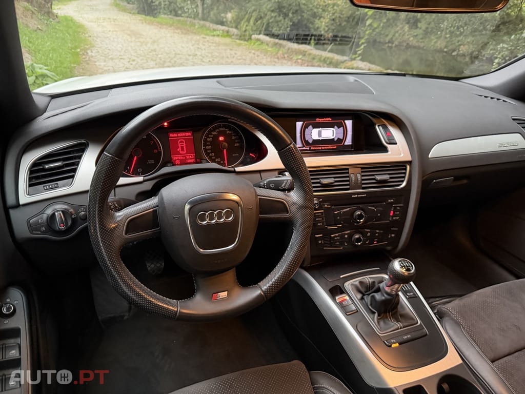 Audi A4 2.0 TFSI S-line