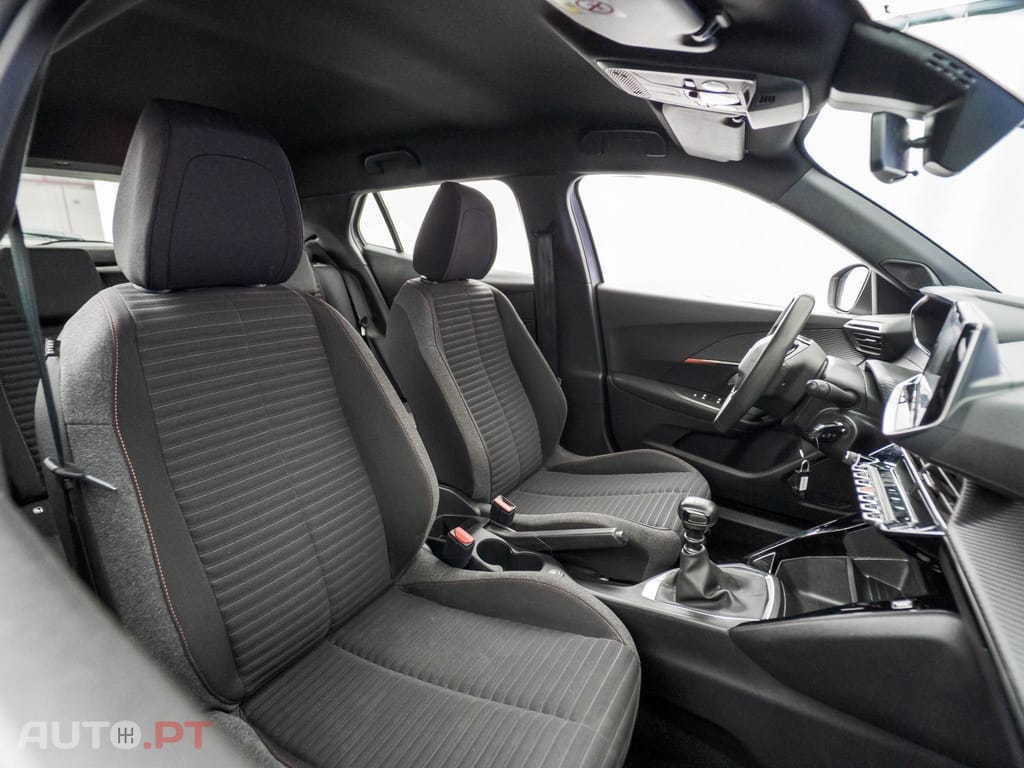 Peugeot 2008 1.2 PureTech Active Pack