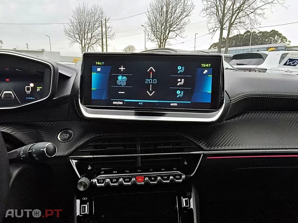 Peugeot E-208 50 kWh GT Pack