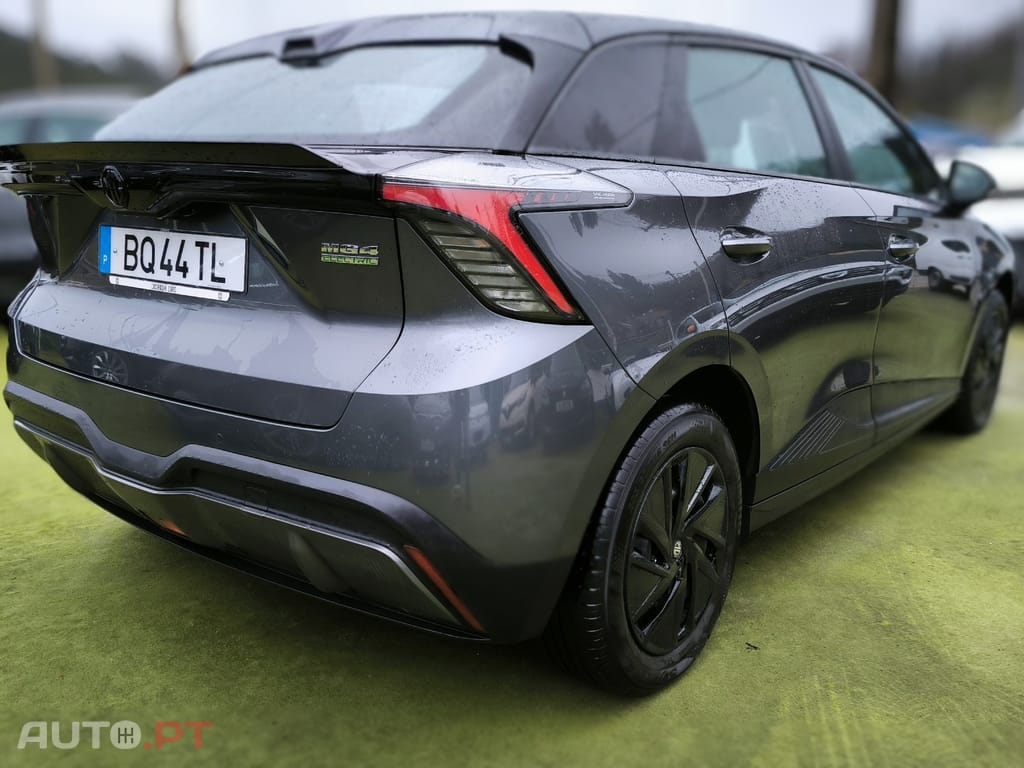 MG MG4 51 kWh Standard