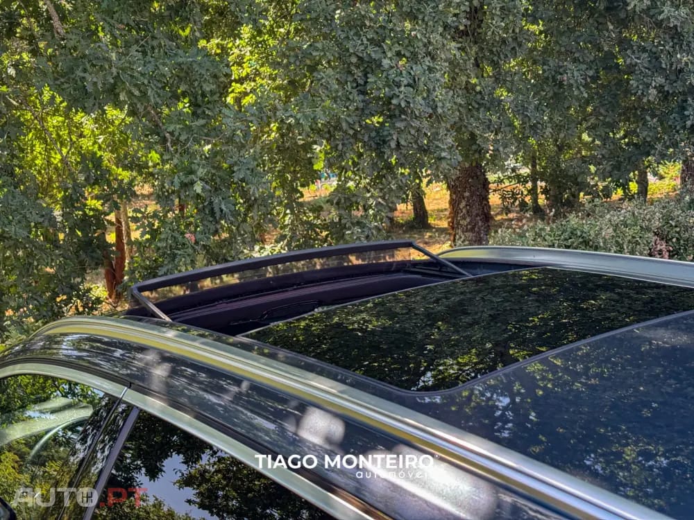 BMW 330 e Pack Desportivo M Auto