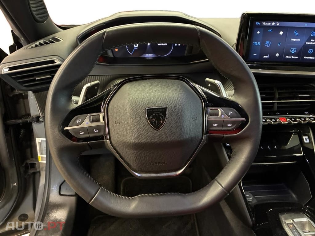 Peugeot 2008 1.2 PureTech Allure EAT8