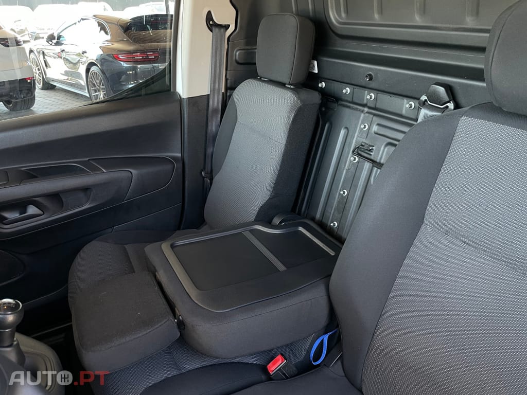 Peugeot Partner 1.6 BlueHDi L1 Pro