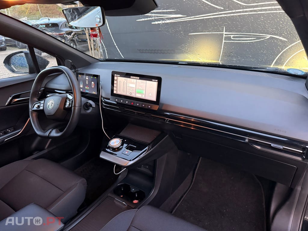 MG MG4 64 kWh Comfort
