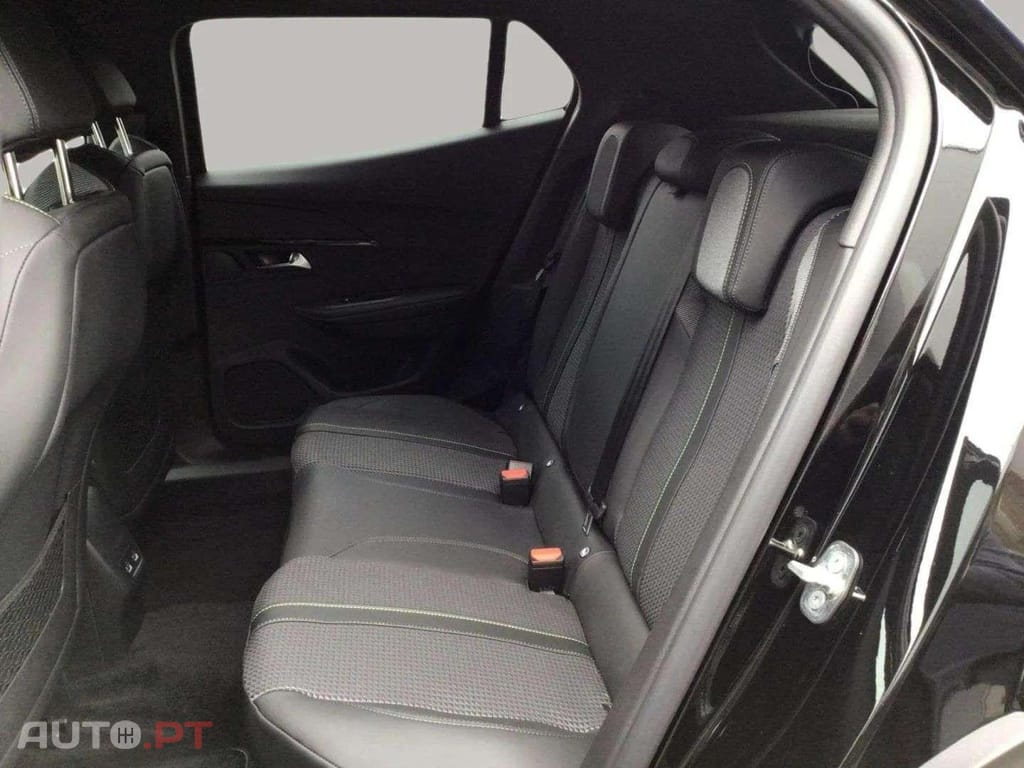 Peugeot E-2008 I.V.A DEDUTÍVEL  GT