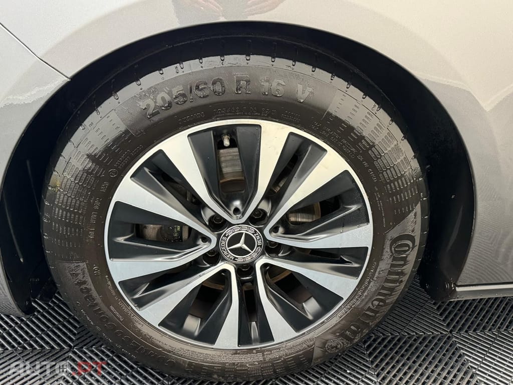 Mercedes-Benz A 180 Business Solution