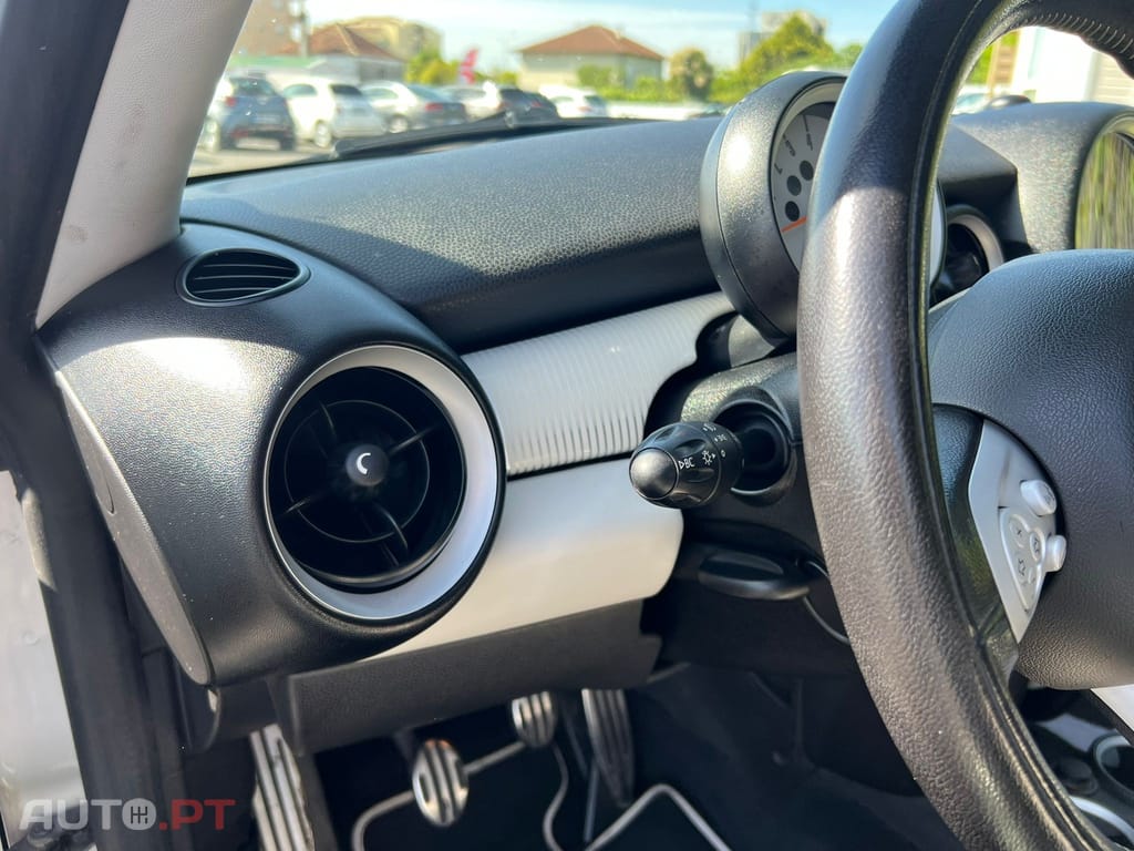 MINI Cooper S Camden Edition