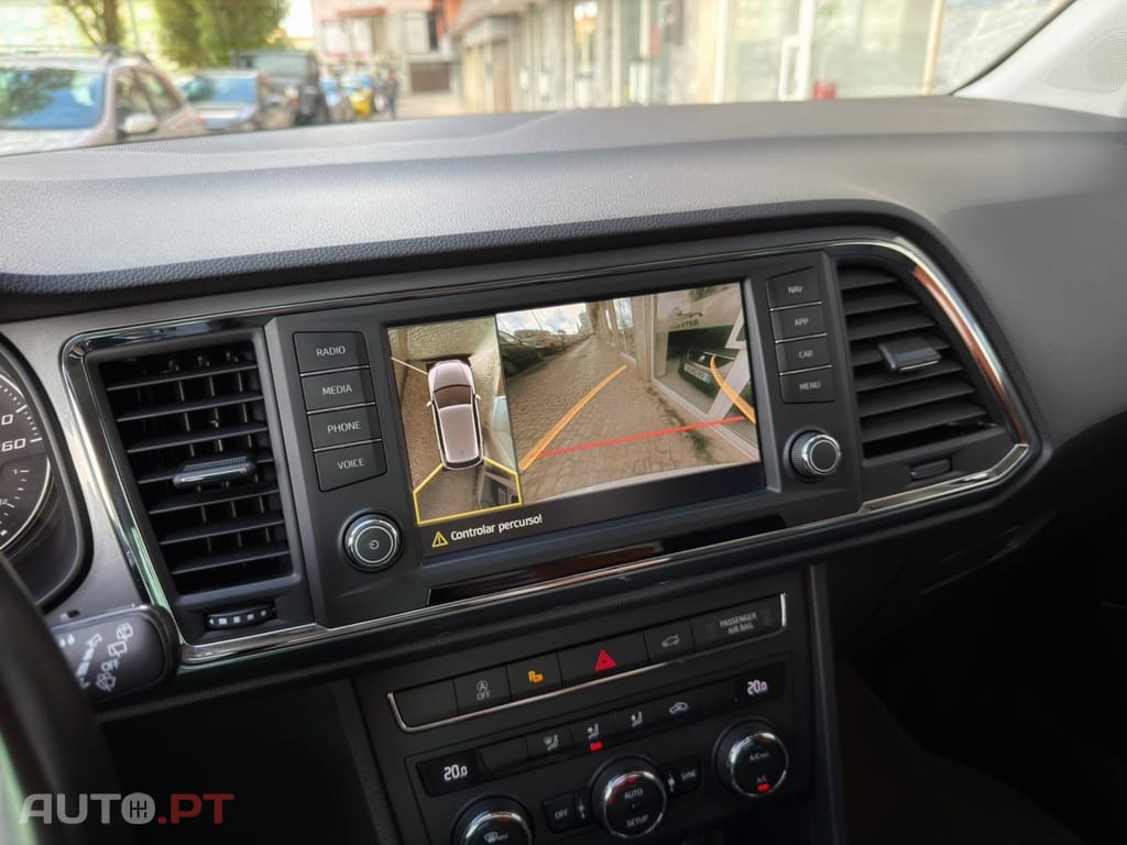 SEAT Ateca 1.6 TDI Ecomotive Reference — fotografia 23