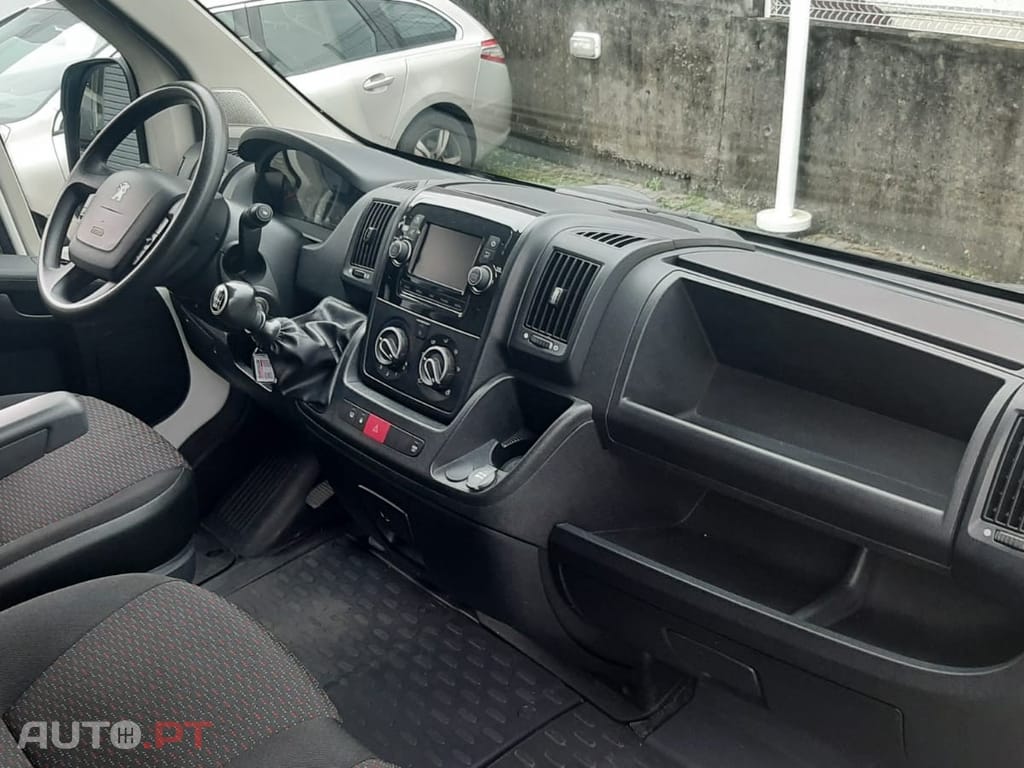 Peugeot Boxer 2.2 BlueHDi 333 L2