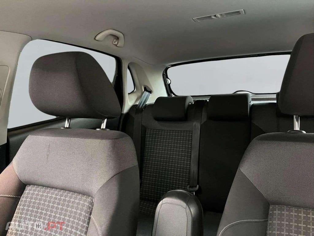 Volkswagen Polo 1.2 Tsi R-LINE