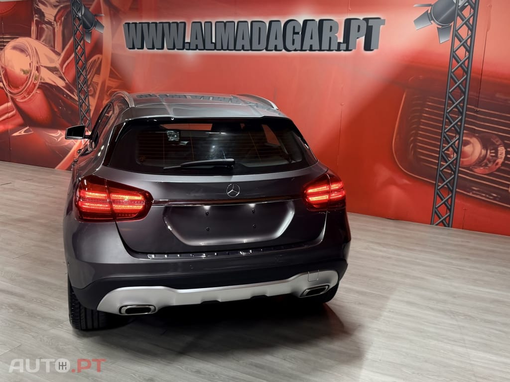Mercedes-Benz GLA 180 Urban Aut.