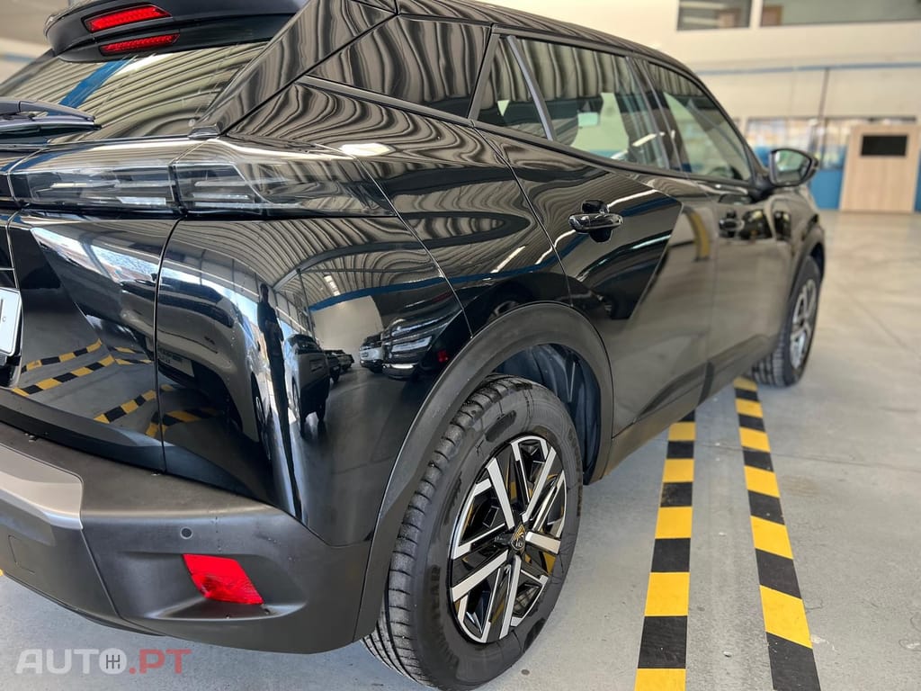 Peugeot E-2008 54 kWh Active