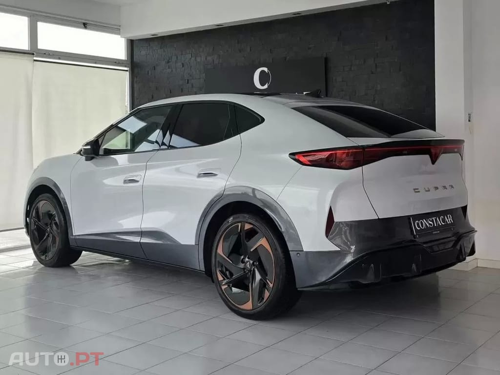 Cupra Tavascan 77 kWh Adrenaline