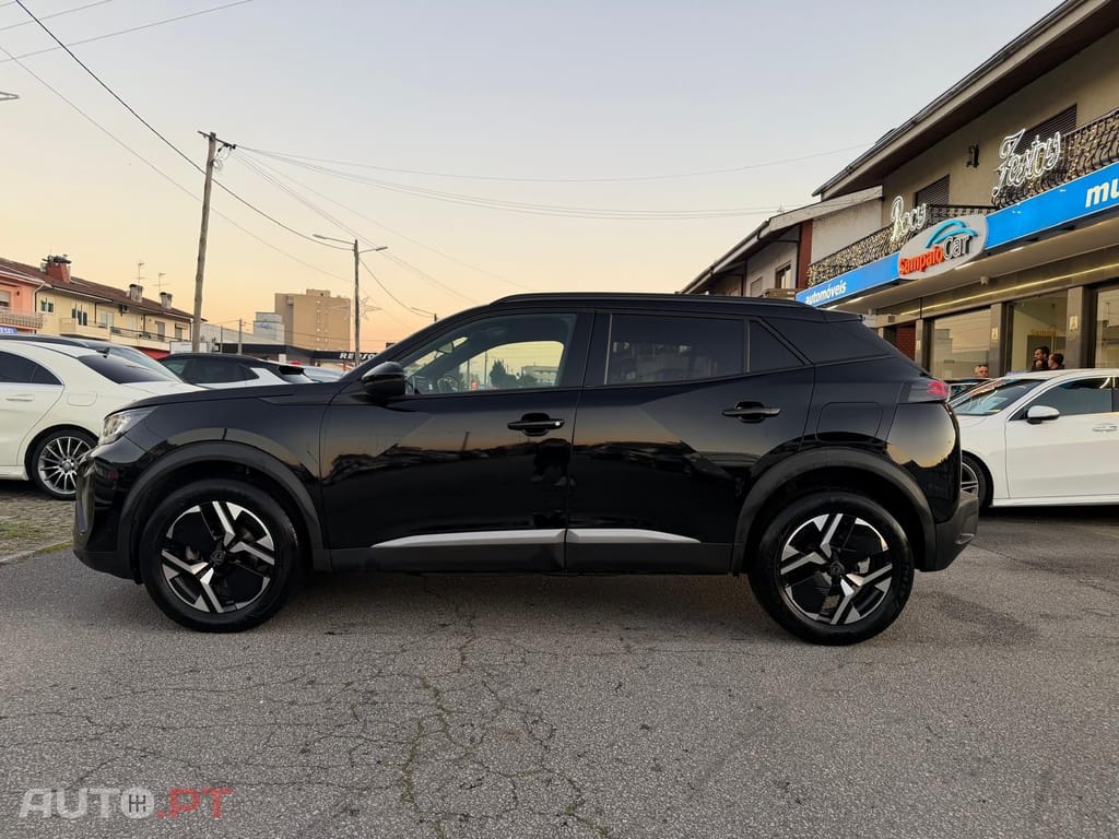 Peugeot 2008 1.2 PureTech Allure