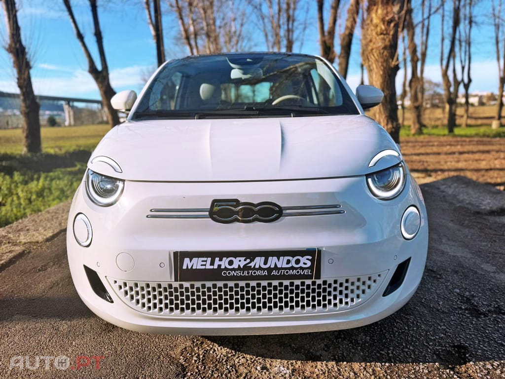 Fiat 500e La Prima
