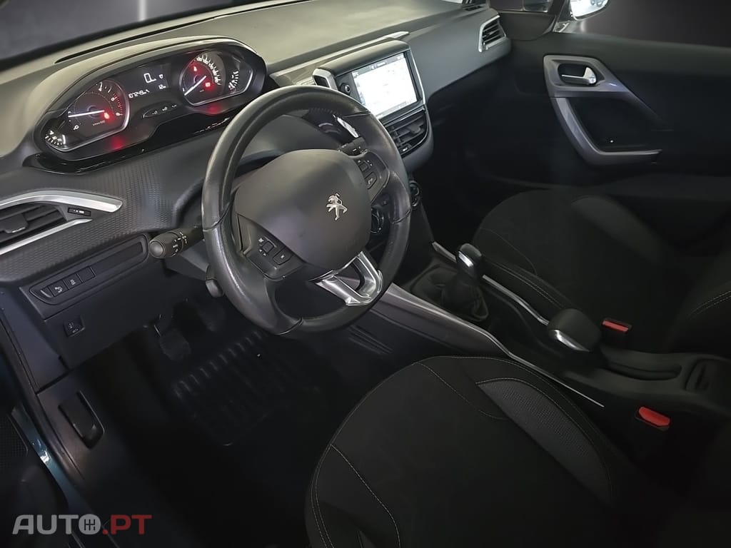 Peugeot 2008 1.6 BlueHDi Active