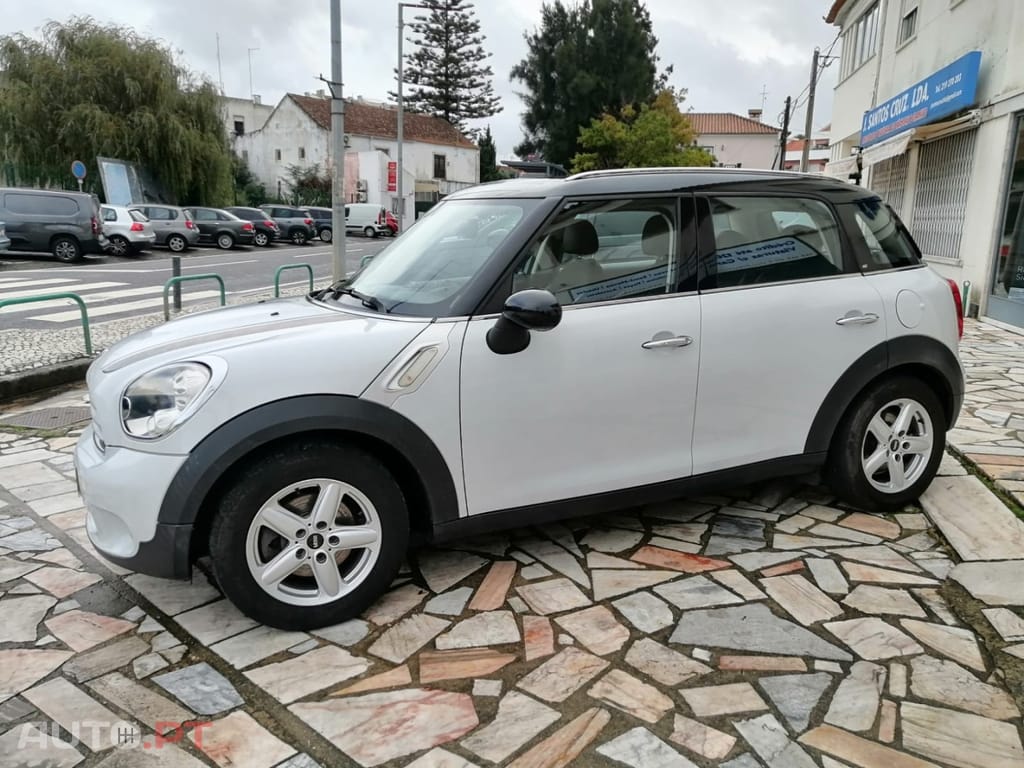 MINI Countryman One D