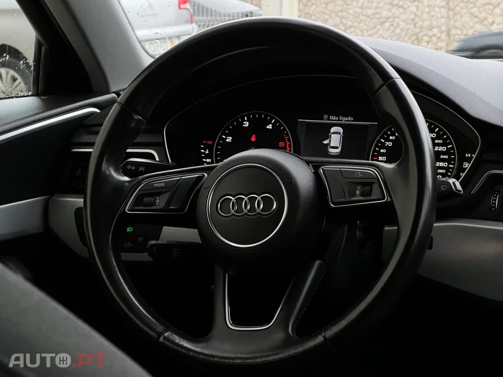 Audi A4 Avant 2.0 TDI Business Line