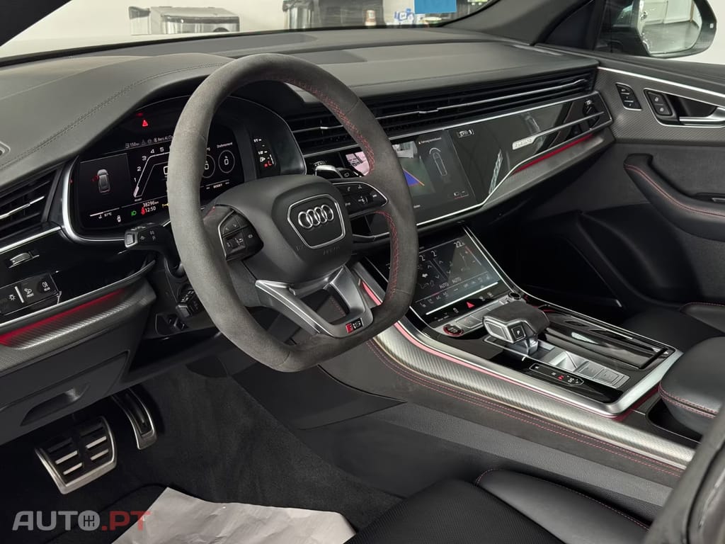 Audi RSQ8 4.0 TFSi quattro Matrix