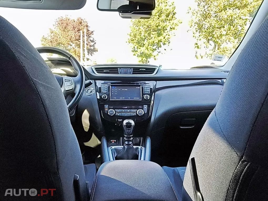 Nissan Qashqai 1.5 dCi N-Connecta RS+PS