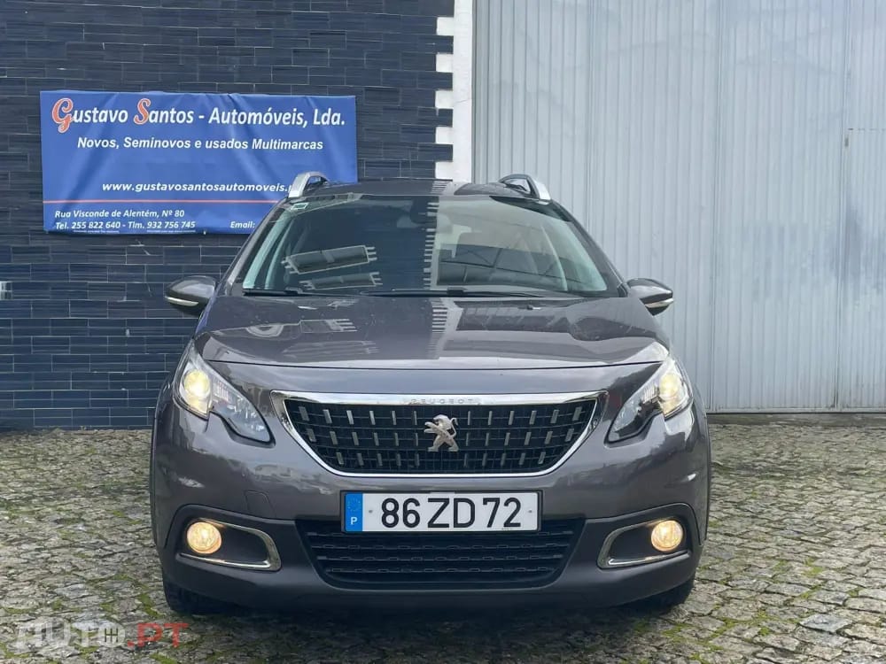 Peugeot 2008 1.2 PureTech Signature