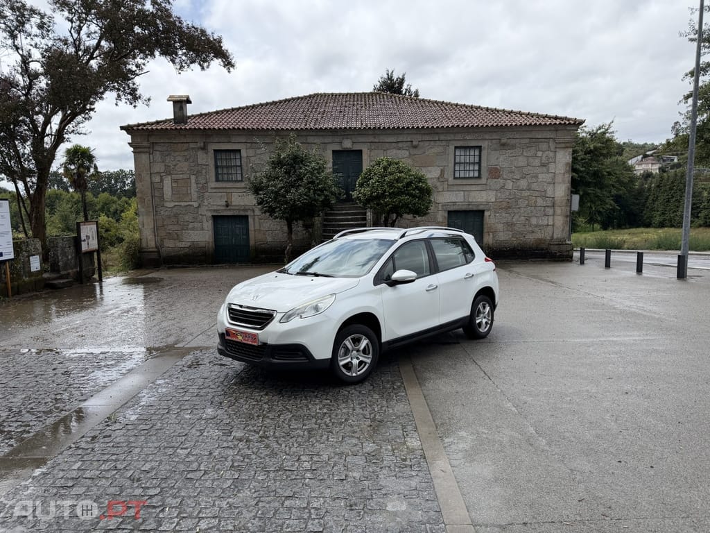 Peugeot 2008 PureTech 100 Active