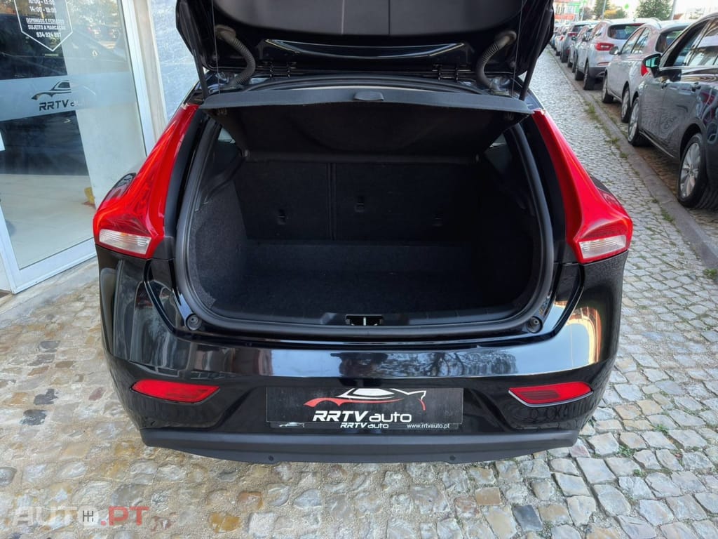 Volvo V40 2.0 D2 Kinetic