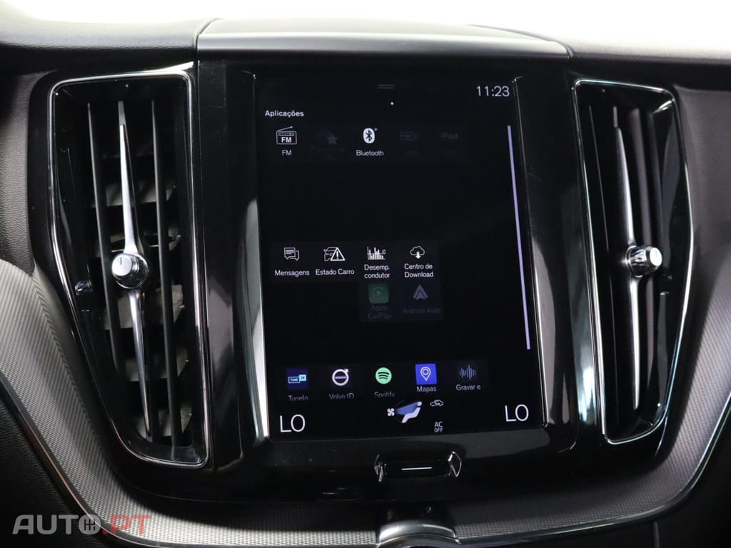 Volvo XC60 2.0 T8 Phev R-Design 