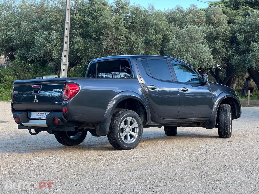 Mitsubishi L200 2.5 DI-D CD Intense HP 4WD